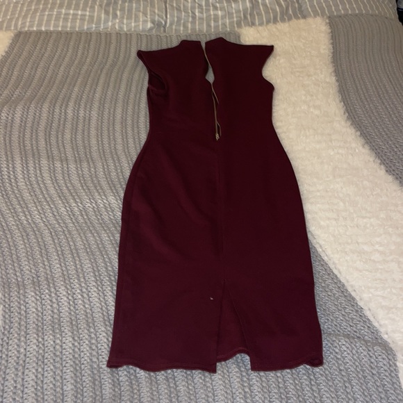 Medium size bodycon dress - Picture 4 of 11